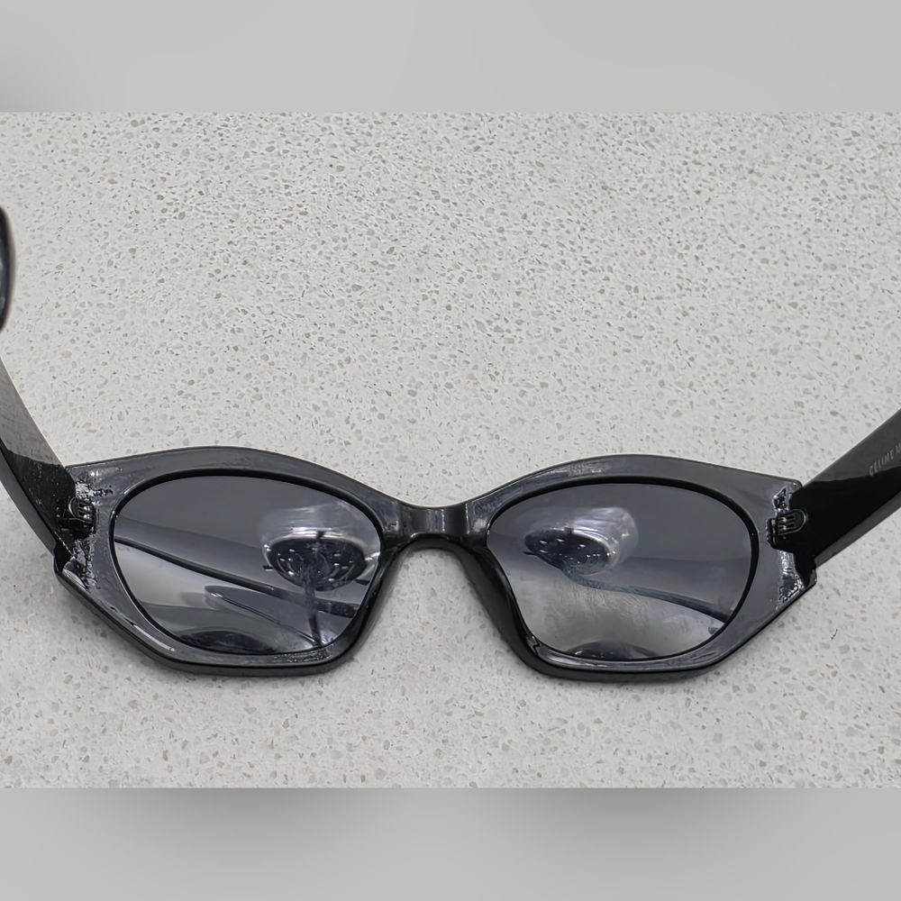 CELINE Black Logo Accent Sunglasses. Made in Italy. - Picture 5 of 6